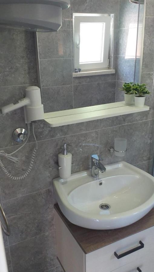 Rooms Korina & Mauro Ropa Mljet Εξωτερικό φωτογραφία